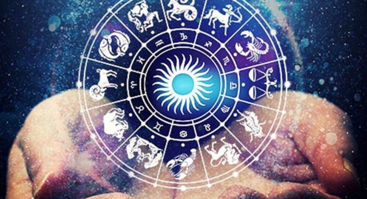 Daily horoscope prediction with stones and lucky colors